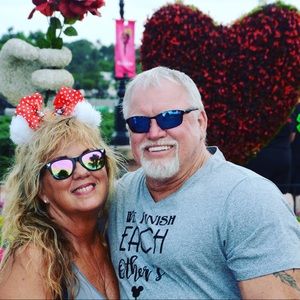 Meet your Posher, Julie